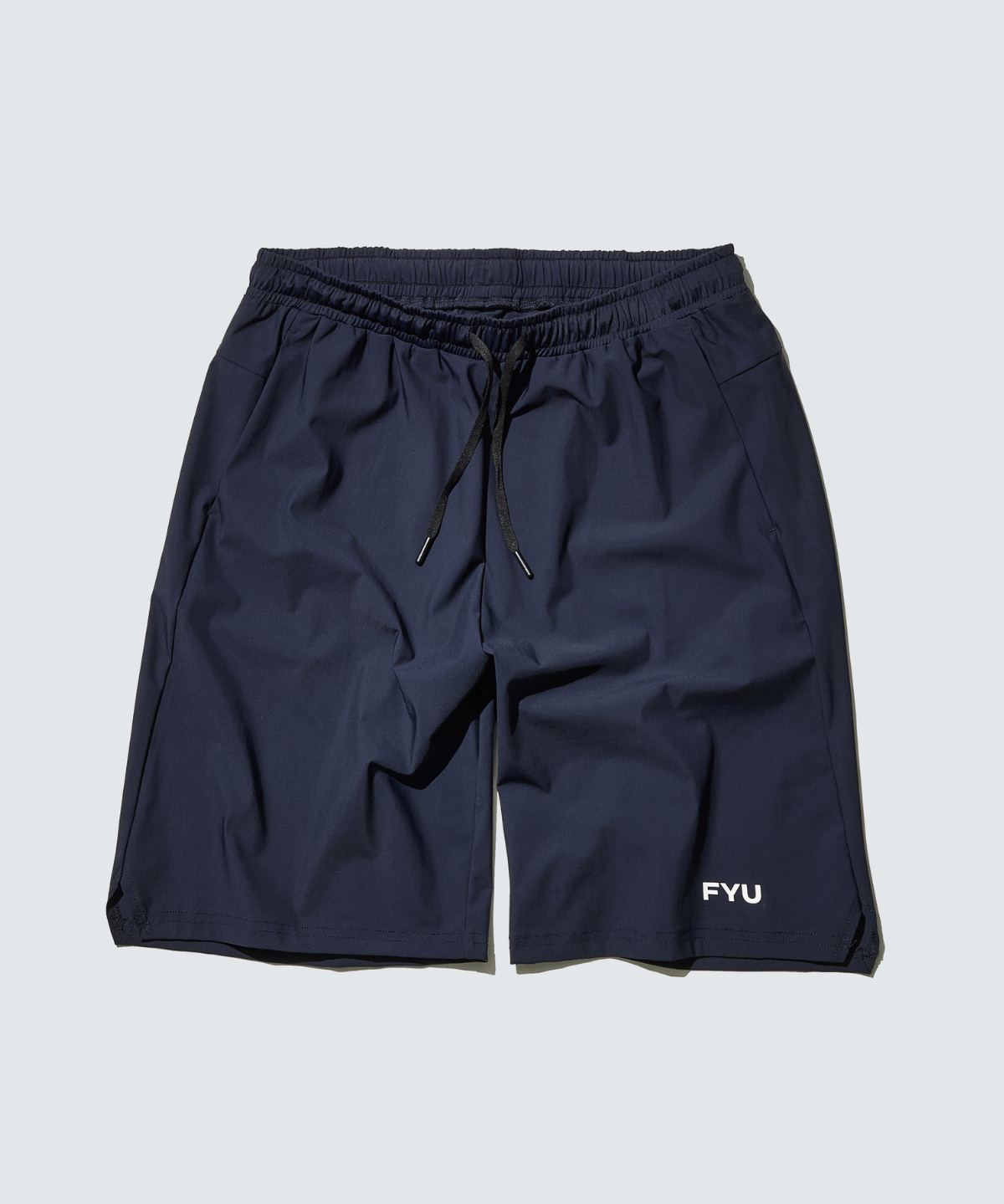 ATHLETIC MIDDLE SHORTS